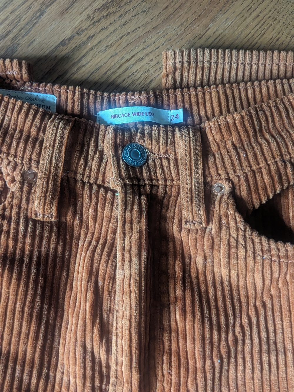 Levi's Ribcage Wide Leg Corduroy Jeans - Orange Brown - Picture 3 of 3